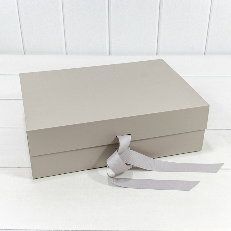 Коробка Прямоугольная 48*35*18 складная на магнитах Серый 1/24 Арт: 721362/1972